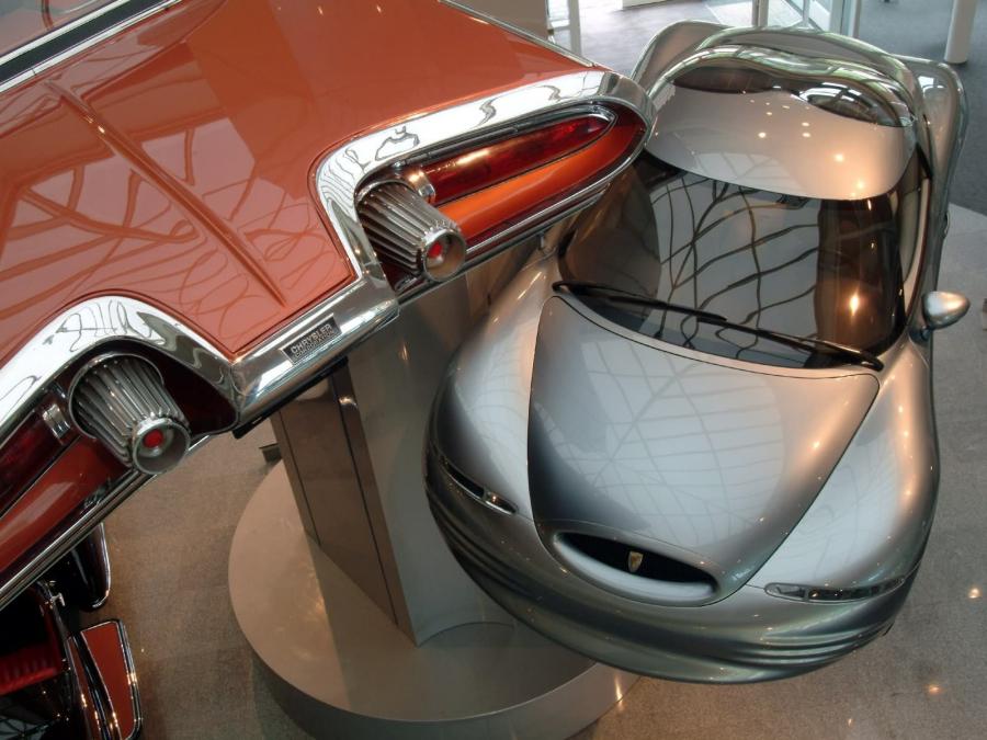  Chrysler Thunderbolt Concept 1993 года  (фото 3 из 8)